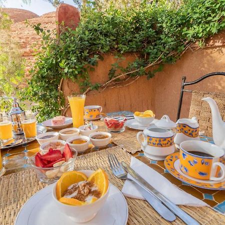 Riad Kasbah des Roches Akhendachou n'Ait Ouffi Extérieur photo