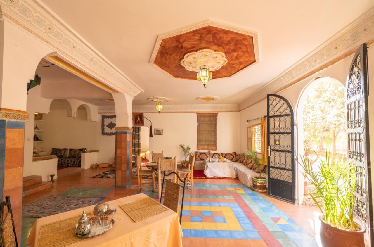 Riad Kasbah des Roches Akhendachou n'Ait Ouffi Extérieur photo