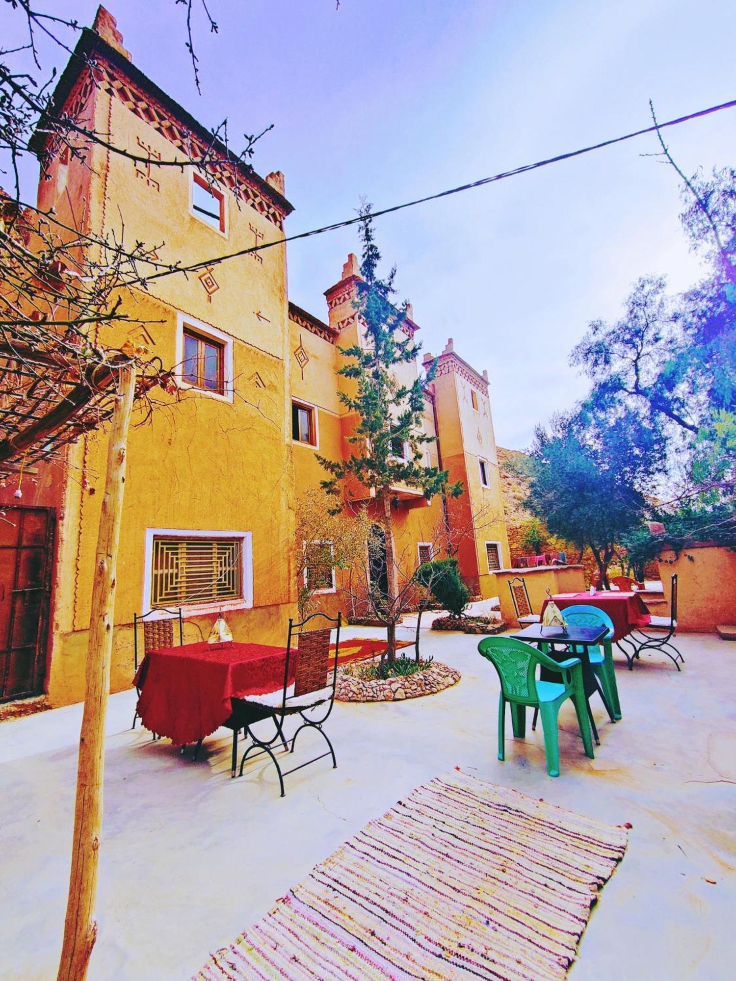 Riad Kasbah des Roches Akhendachou n'Ait Ouffi Extérieur photo