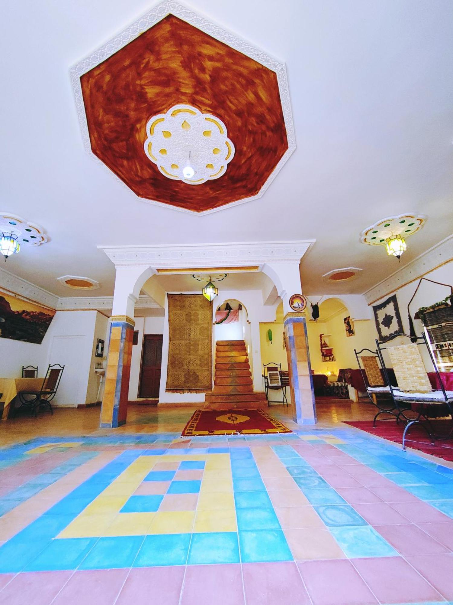Riad Kasbah des Roches Akhendachou n'Ait Ouffi Extérieur photo
