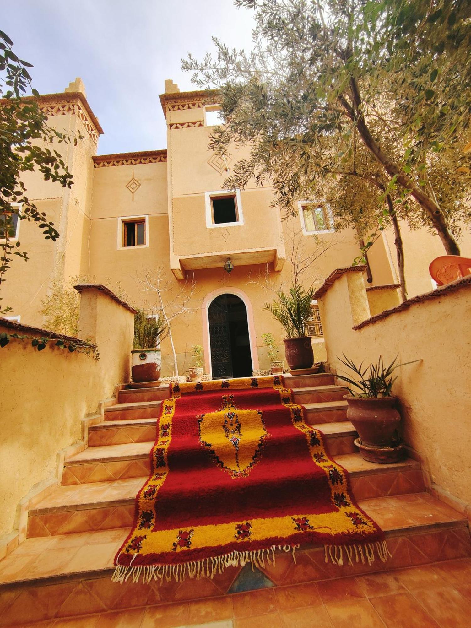 Riad Kasbah des Roches Akhendachou n'Ait Ouffi Extérieur photo